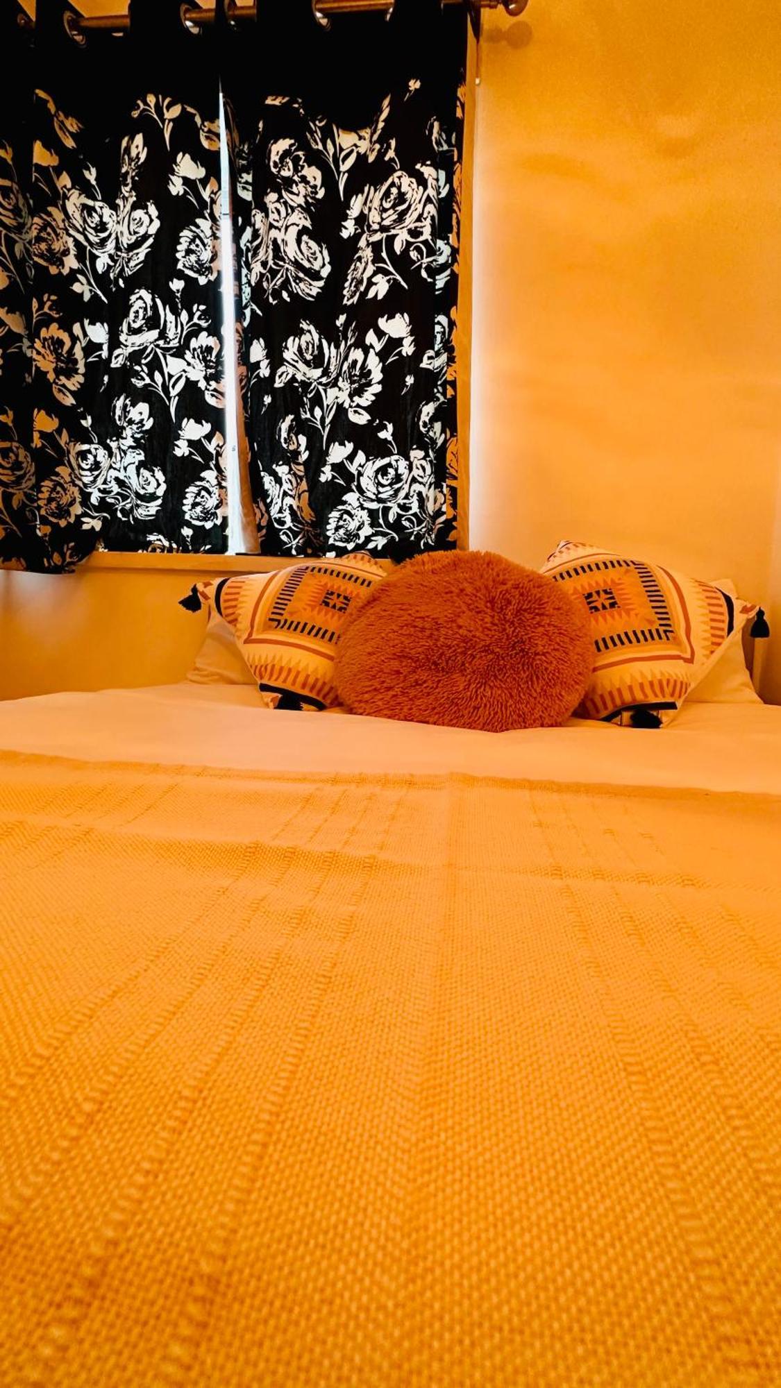 Whites Inn London Kültér fotó